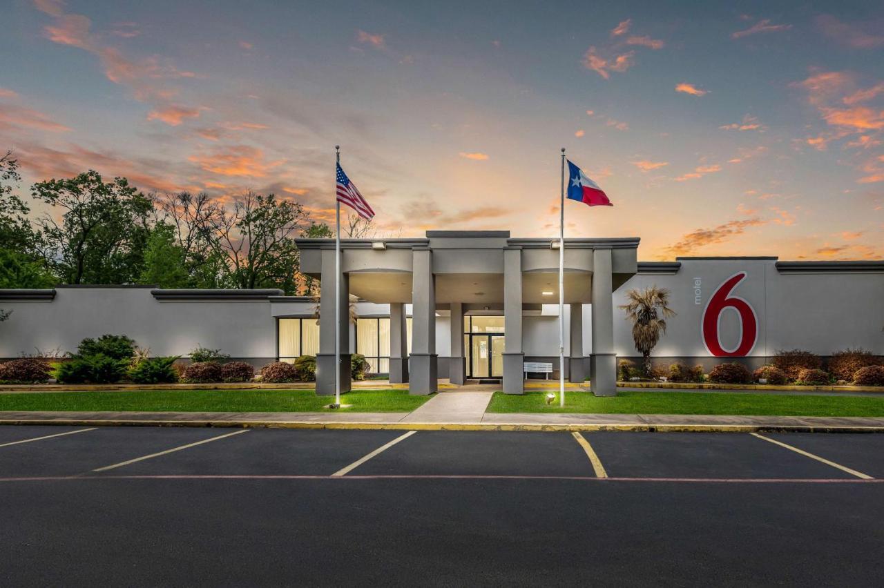 Motel 6-Henderson, Tx Bagian luar foto
