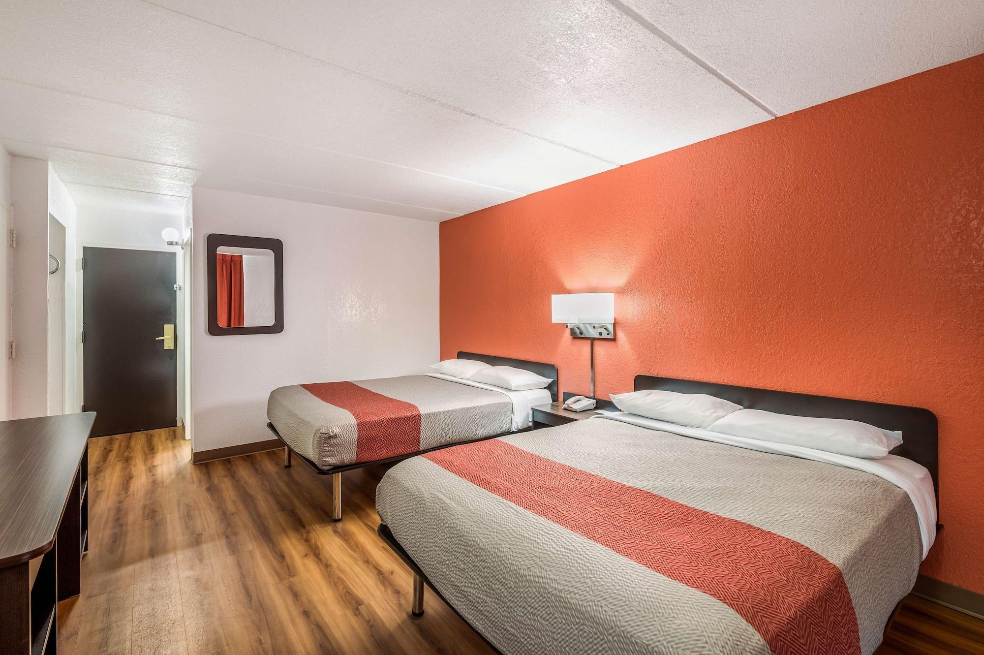 Motel 6-Henderson, Tx Bagian luar foto